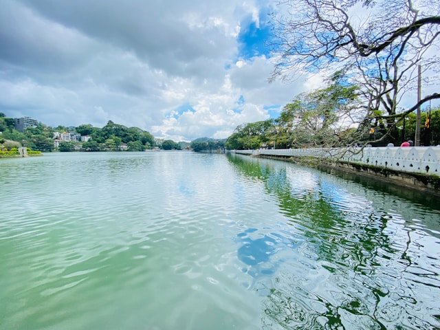 Kandy Lake